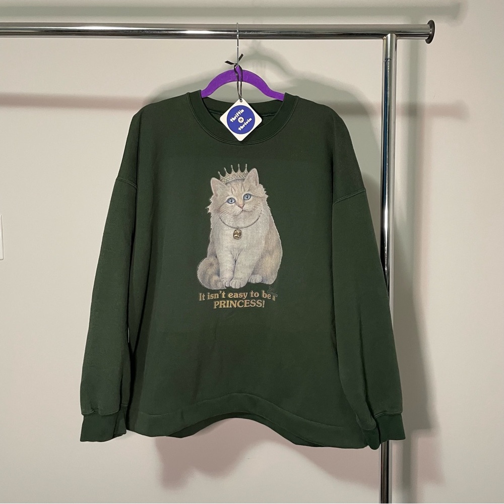 Adorable vintage kitten crewnecks